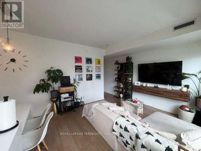 203 - 12 Bonnycastle Street, Toronto, Ontario M5A 0C8 - Photo 12 - C13699640