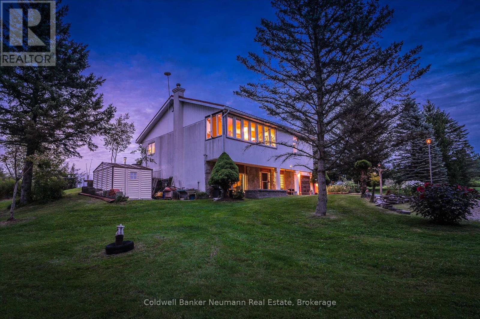 7530 Macpherson Lane, Puslinch, Ontario  N0B 2J0 - Photo 3 - X13699558