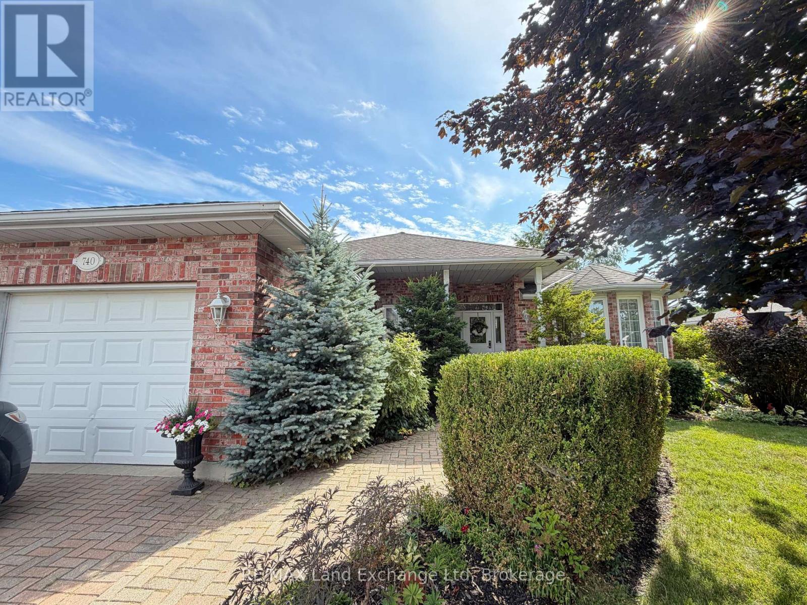740 Scott Street W, North Perth, Ontario  N4W 1J5 - Photo 2 - X13699636