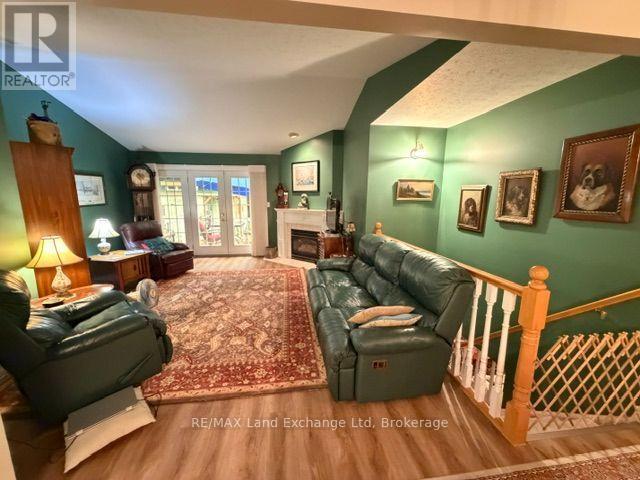 740 Scott Street W, North Perth, Ontario  N4W 1J5 - Photo 8 - X13699636