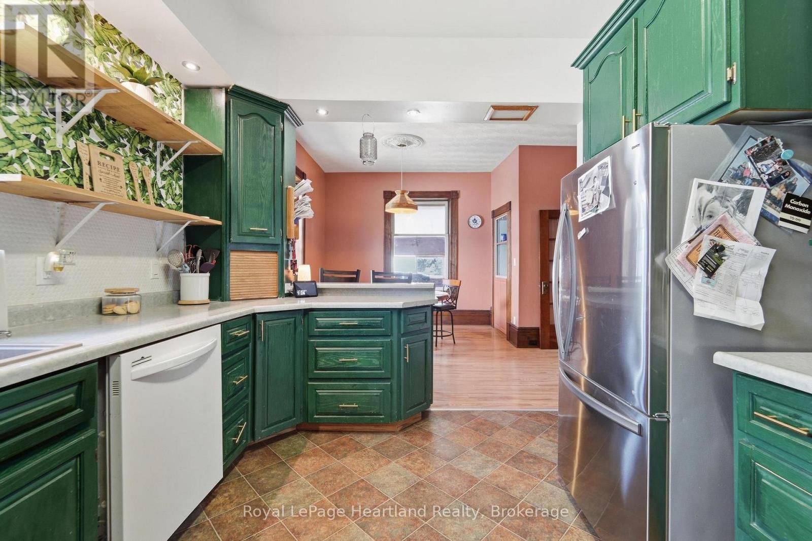 109 Goderich Street, Central Huron, Ontario  N0M 1E0 - Photo 7 - X13699704