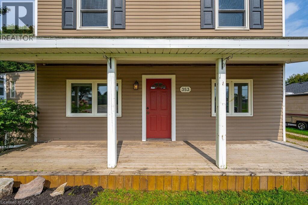 353 Wellington Street E, Mount Forest, Ontario  N0G 2L2 - Photo 4 - 40812730