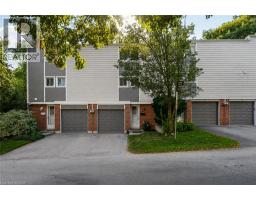 4 PATRICE Court, Dundas, Ontario