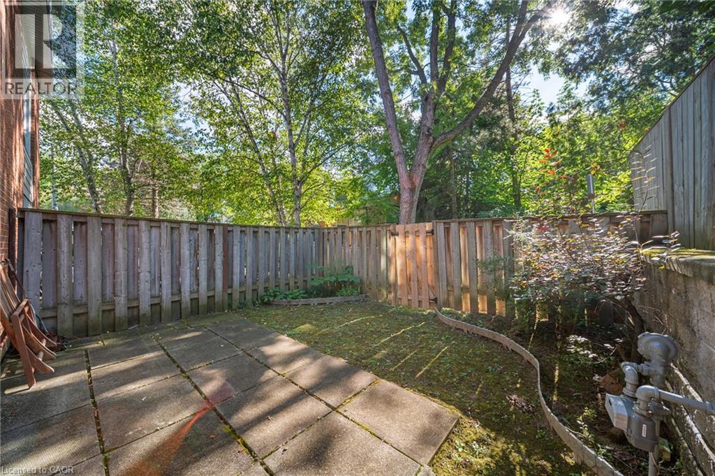 4 Patrice Court, Dundas, Ontario L9H 5P5 - Photo 31 - 40856488