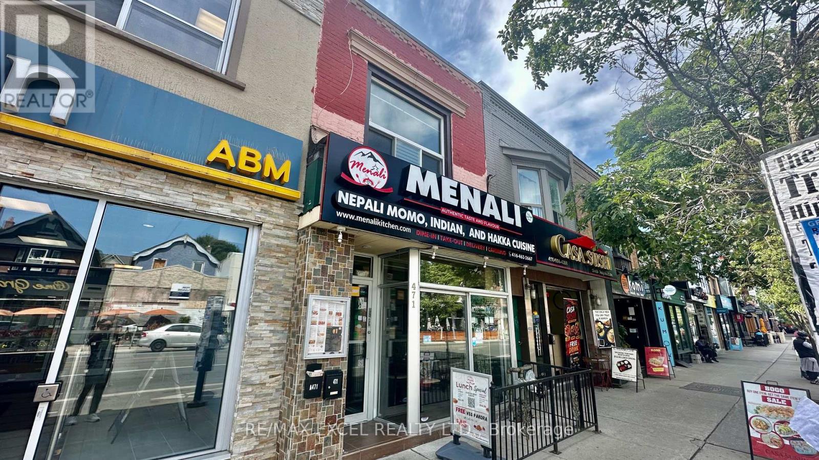 471 Danforth Avenue, Toronto, Ontario M4K 1P1 - Photo 2 - E13699402