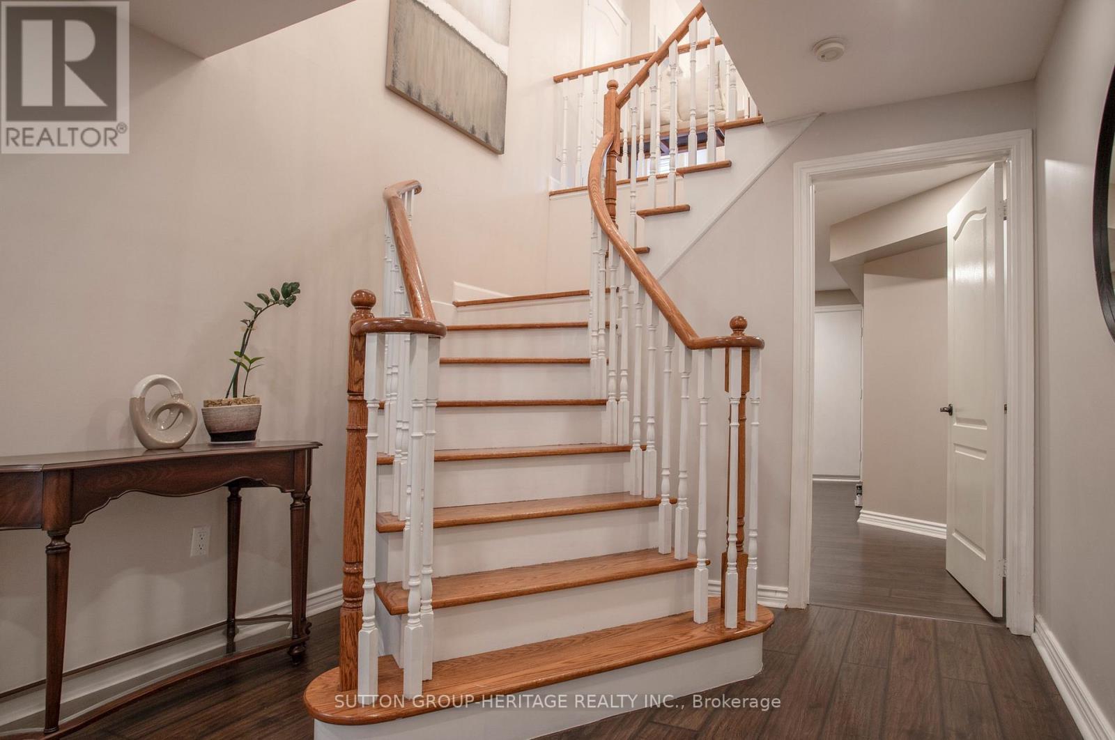 1870 Falconwood Way, Pickering, Ontario  L1V 7C3 - Photo 28 - E13699452