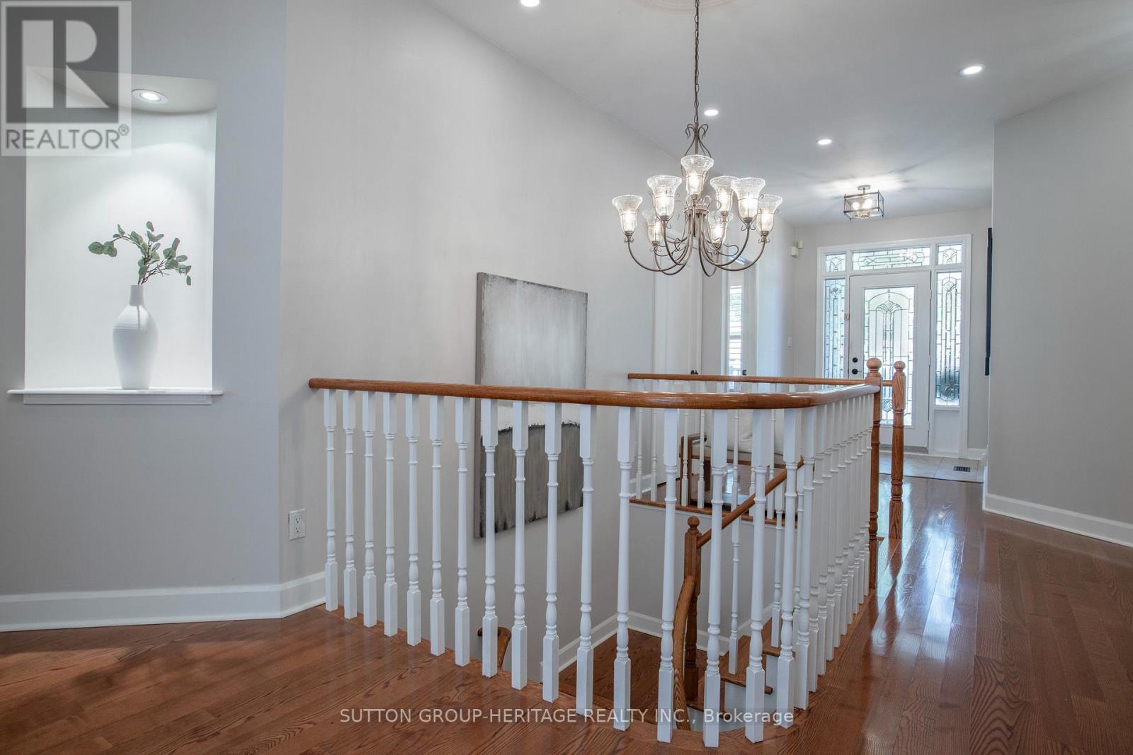 1870 Falconwood Way, Pickering, Ontario  L1V 7C3 - Photo 7 - E13699452