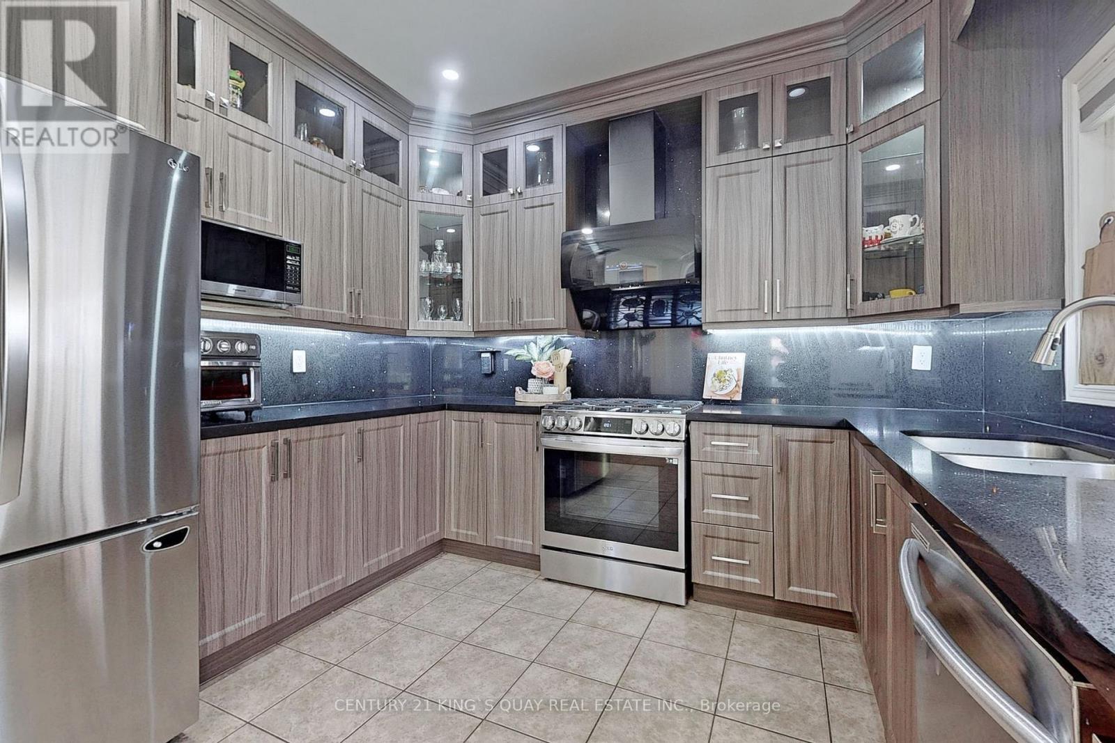 1418 Livesey Drive, Oshawa, Ontario L1K 0G9 - Photo 10 - E13699498
