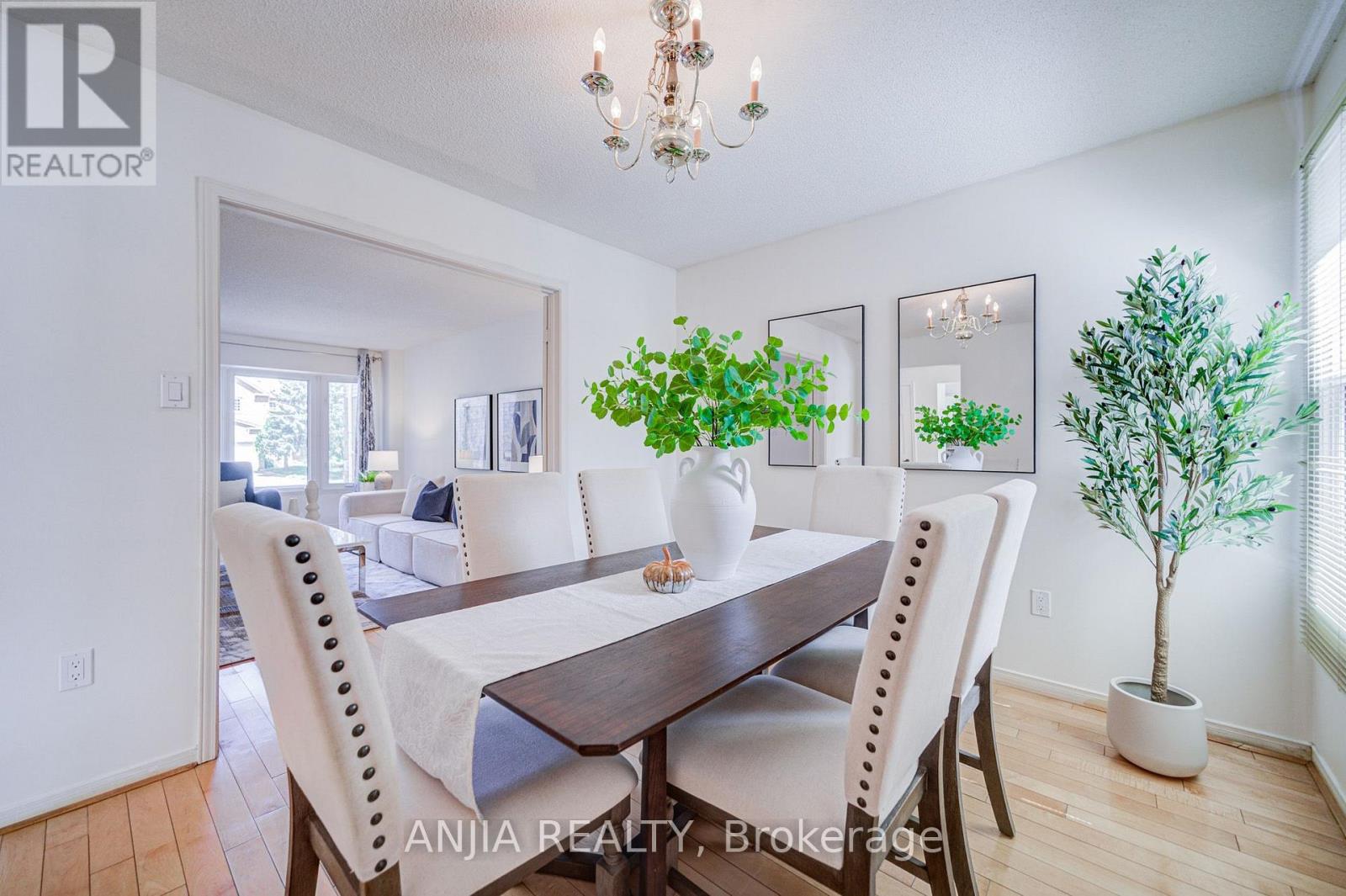 123 Chapel Park Square, Toronto, Ontario  M1V 2S3 - Photo 12 - E13699548