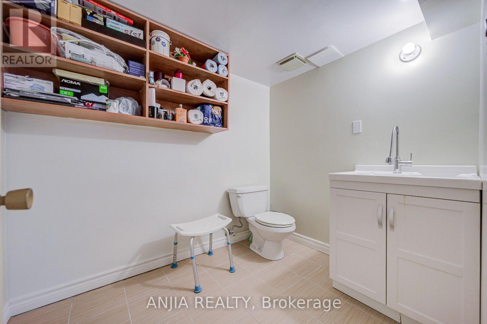 123 Chapel Park Square, Toronto, Ontario  M1V 2S3 - Photo 47 - E13699548