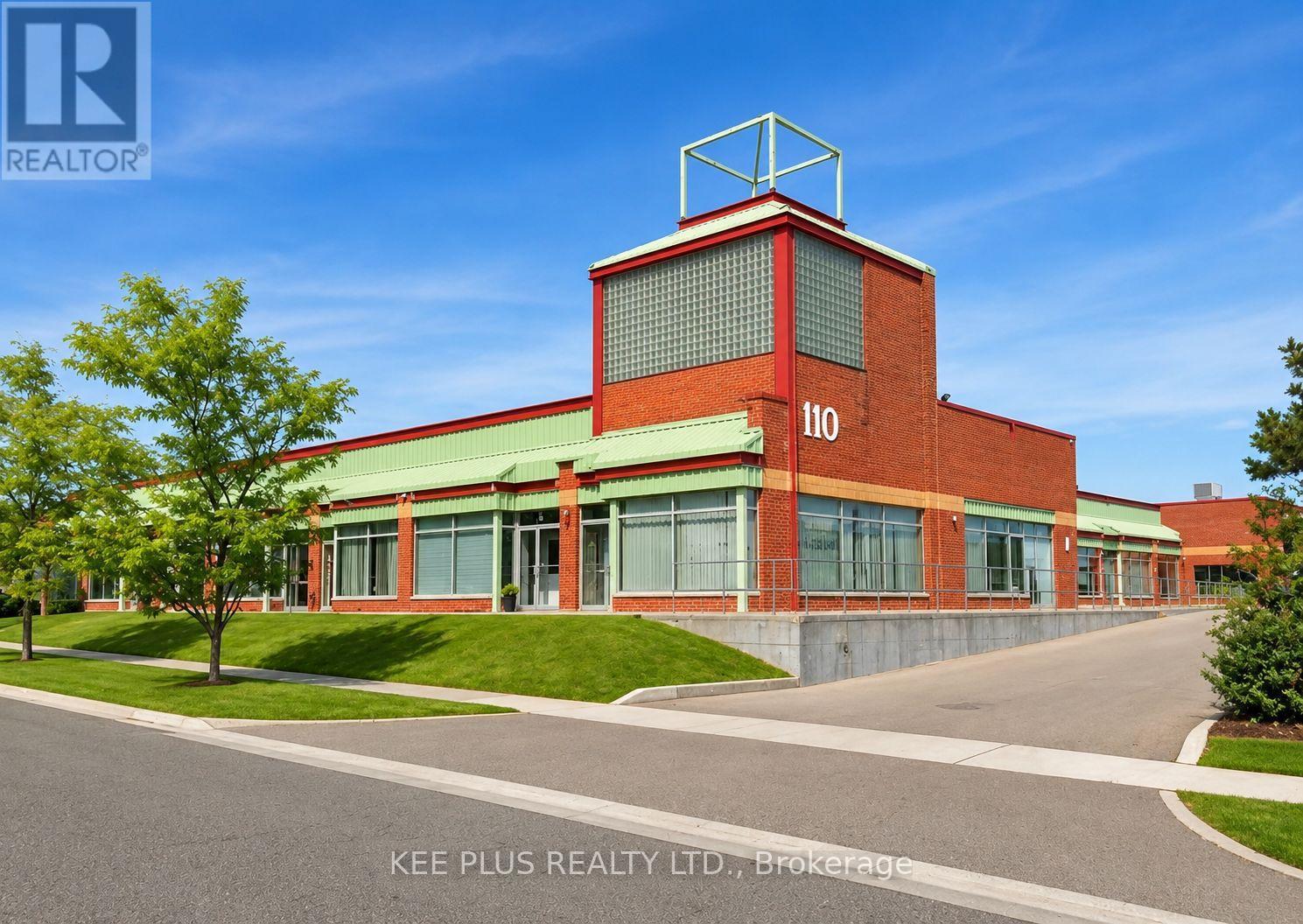 17 - 110 IRONSIDE CRESCENT, Toronto, Ontario