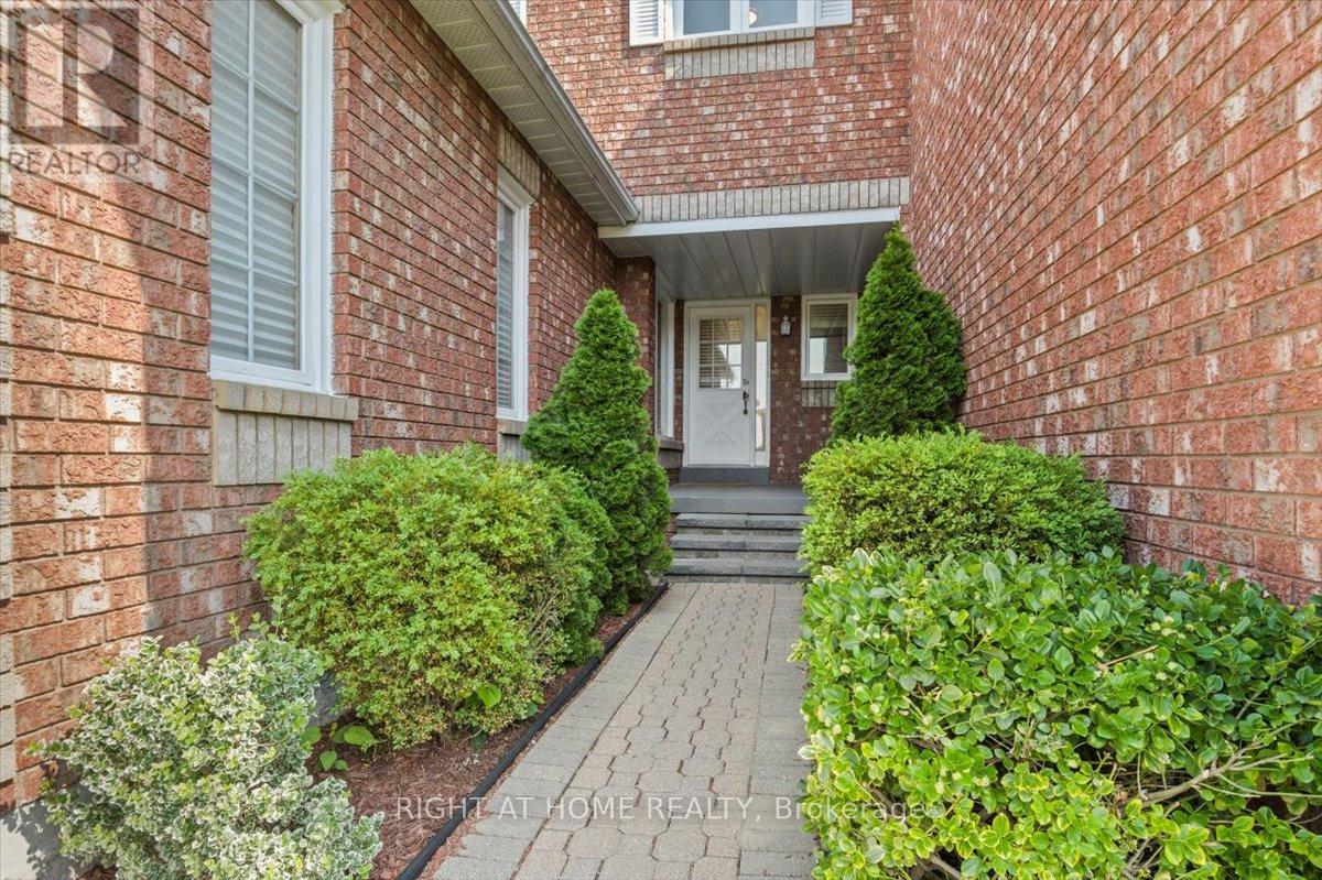2252 Wildwood Crescent, Pickering, Ontario  L1X 2R7 - Photo 2 - E13699628