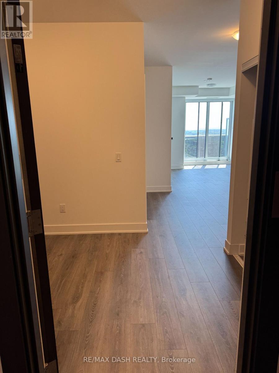 631 - 2545 Simcoe Street N, Oshawa, Ontario L1L 0W3 - Photo 2 - E13699632