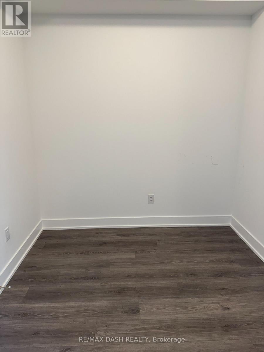 631 - 2545 Simcoe Street N, Oshawa, Ontario L1L 0W3 - Photo 3 - E13699632