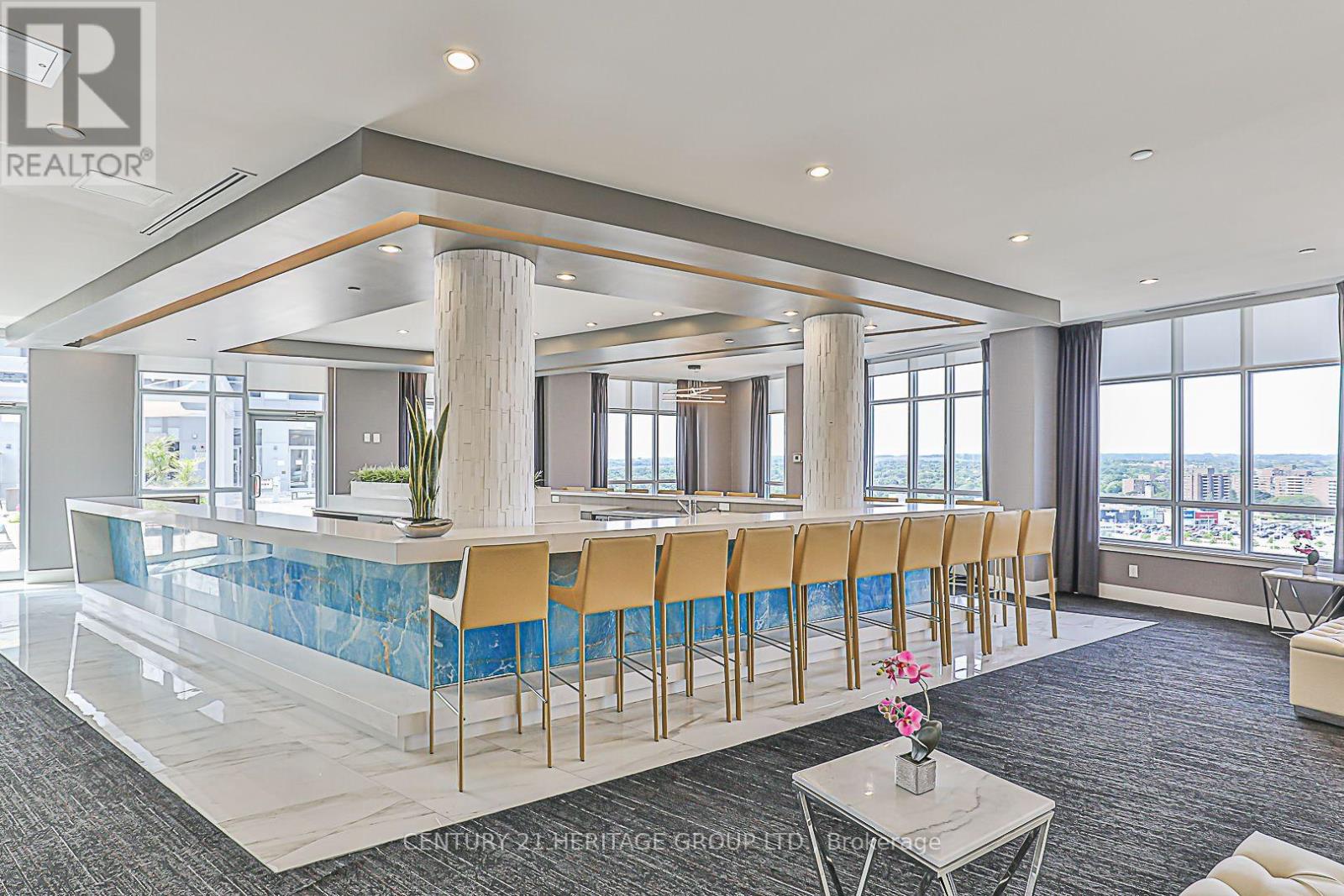 #5lvl13 - 9205 Yonge Street, Richmond Hill (Langstaff), Ontario  L4C 1V5 - Photo 4 - N13699540