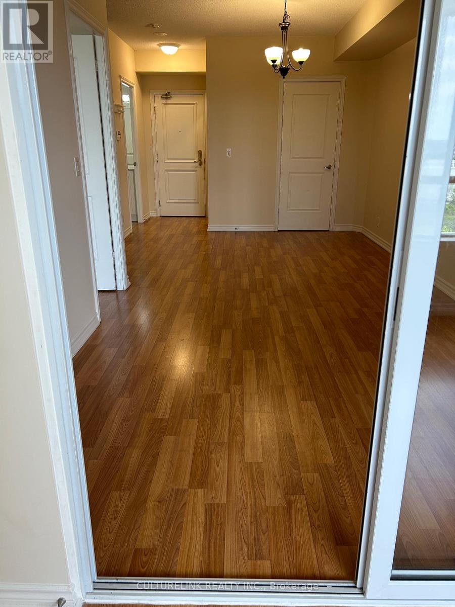 1015 - 9235 Jane Street, Vaughan (Maple), Ontario  L6A 0J8 - Photo 6 - N13699620