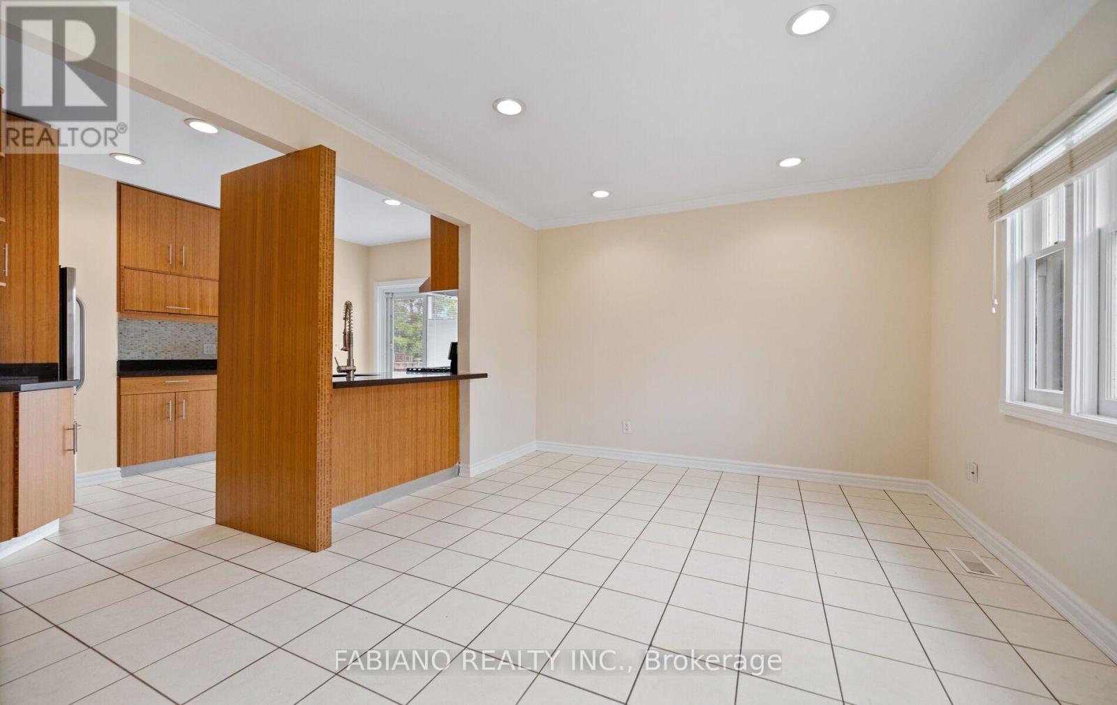 7872 Kipling Avenue, Vaughan, Ontario  L4L 1Z5 - Photo 11 - N13699634