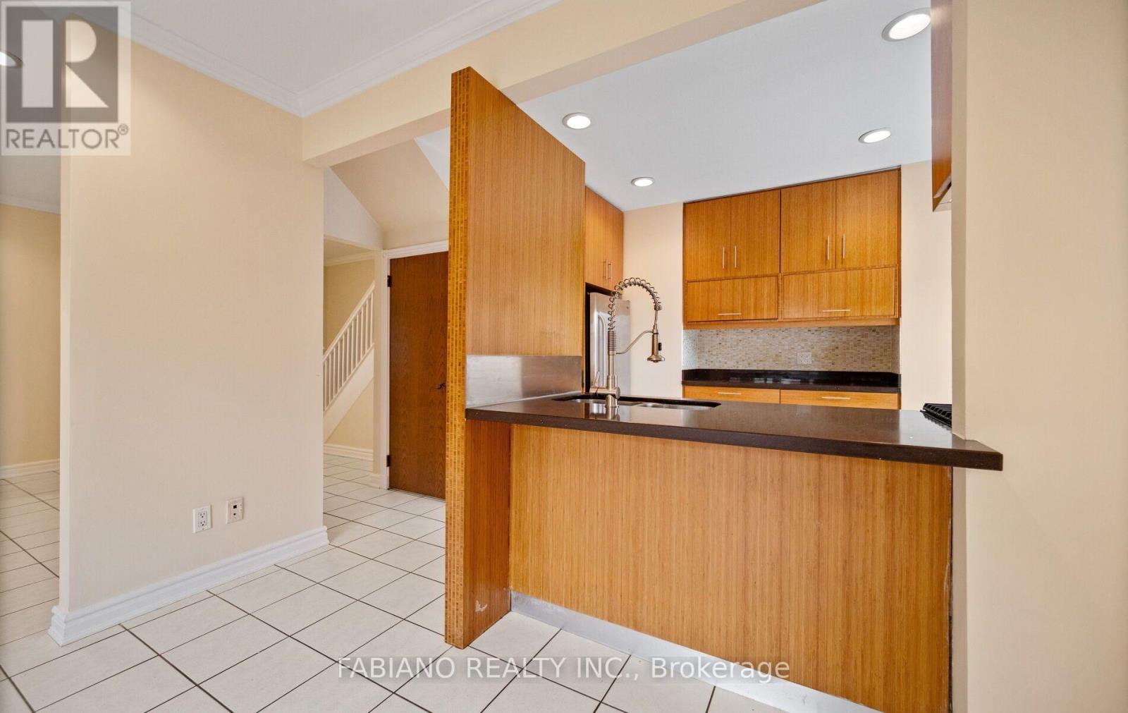 7872 Kipling Avenue, Vaughan, Ontario  L4L 1Z5 - Photo 13 - N13699634