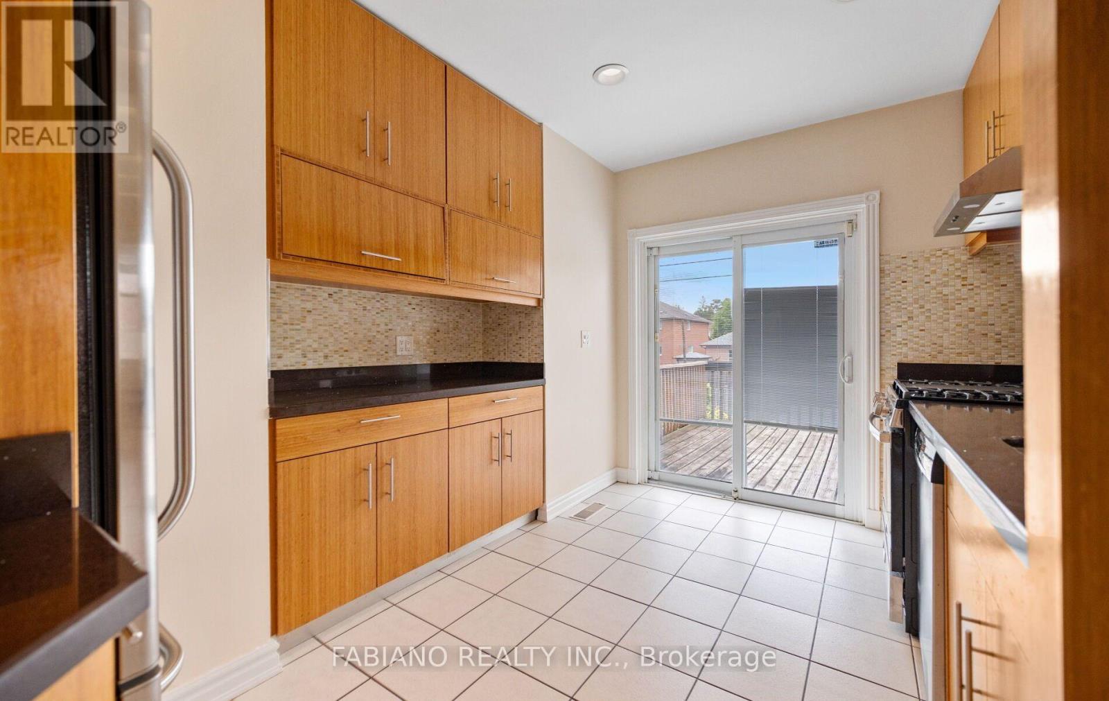 7872 Kipling Avenue, Vaughan, Ontario  L4L 1Z5 - Photo 15 - N13699634