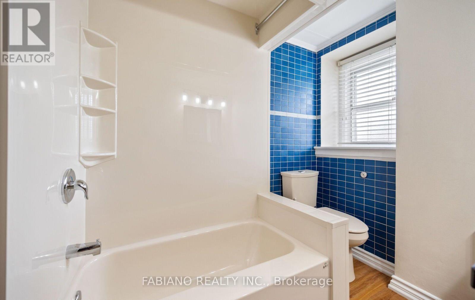 7872 Kipling Avenue, Vaughan, Ontario  L4L 1Z5 - Photo 33 - N13699634