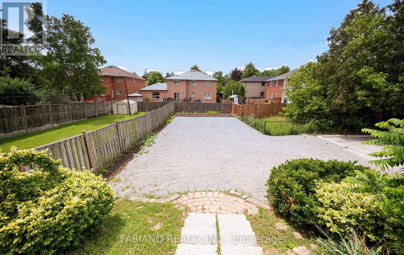7872 Kipling Avenue, Vaughan, Ontario  L4L 1Z5 - Photo 44 - N13699634