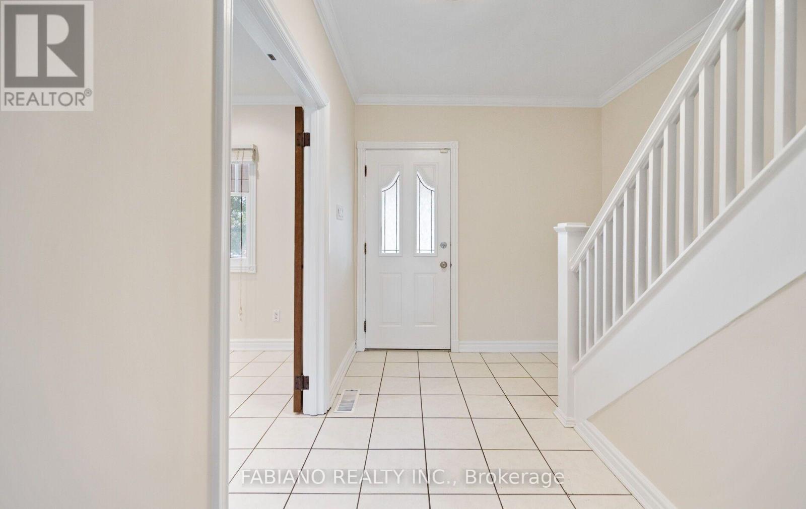 7872 Kipling Avenue, Vaughan, Ontario  L4L 1Z5 - Photo 5 - N13699634
