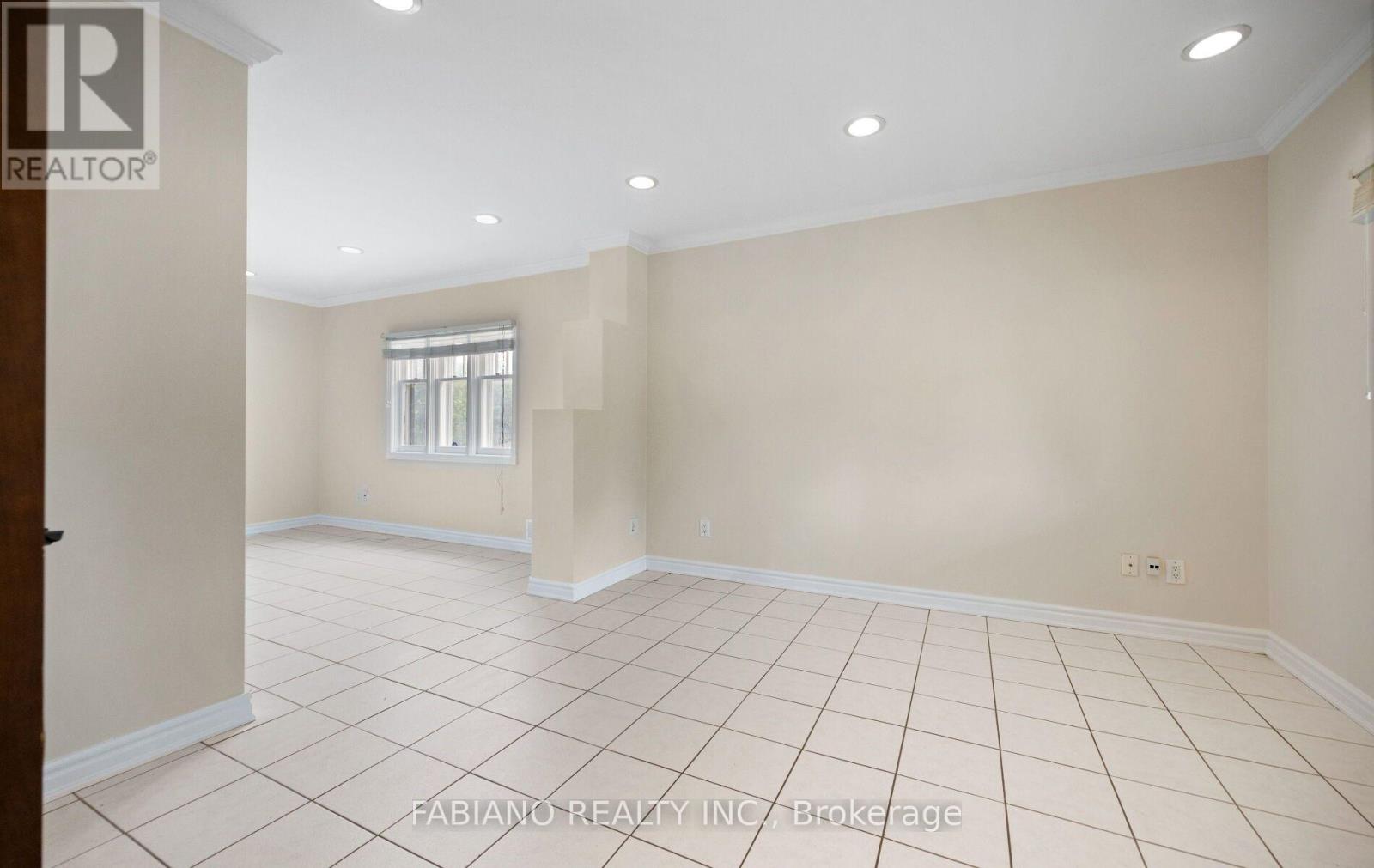 7872 Kipling Avenue, Vaughan, Ontario  L4L 1Z5 - Photo 7 - N13699634