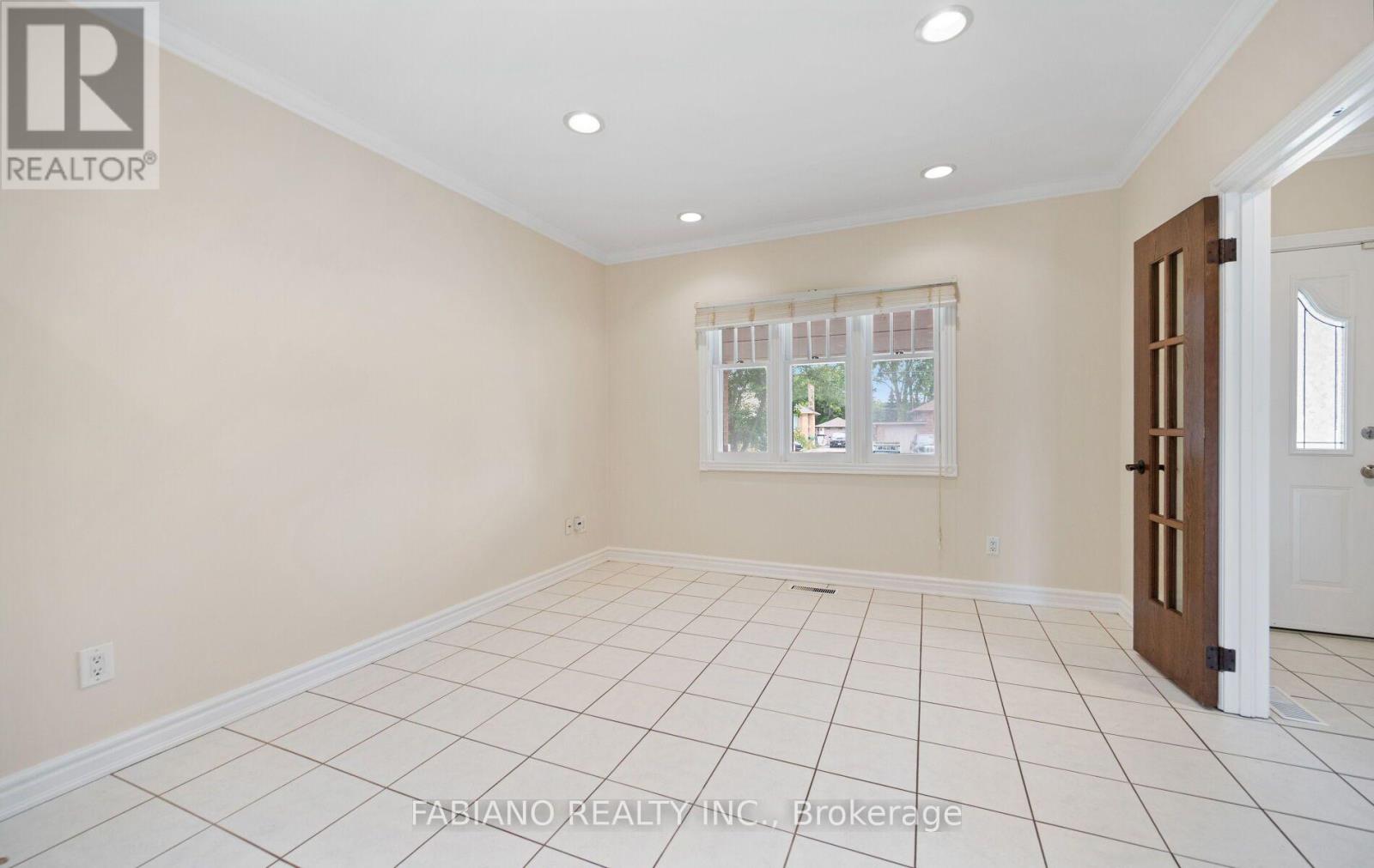 7872 Kipling Avenue, Vaughan, Ontario  L4L 1Z5 - Photo 9 - N13699634