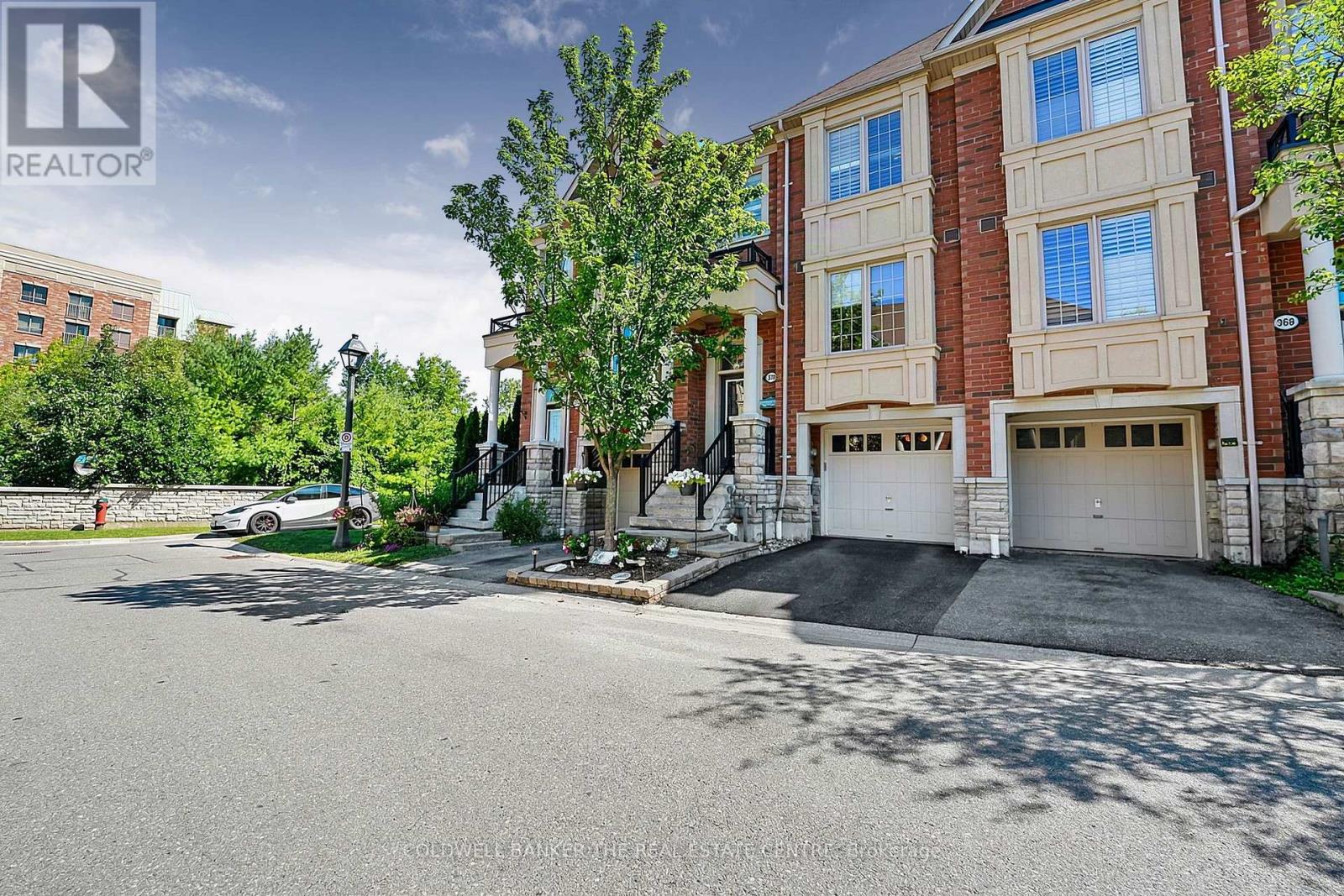 370 DOAK LANE, Newmarket, Ontario