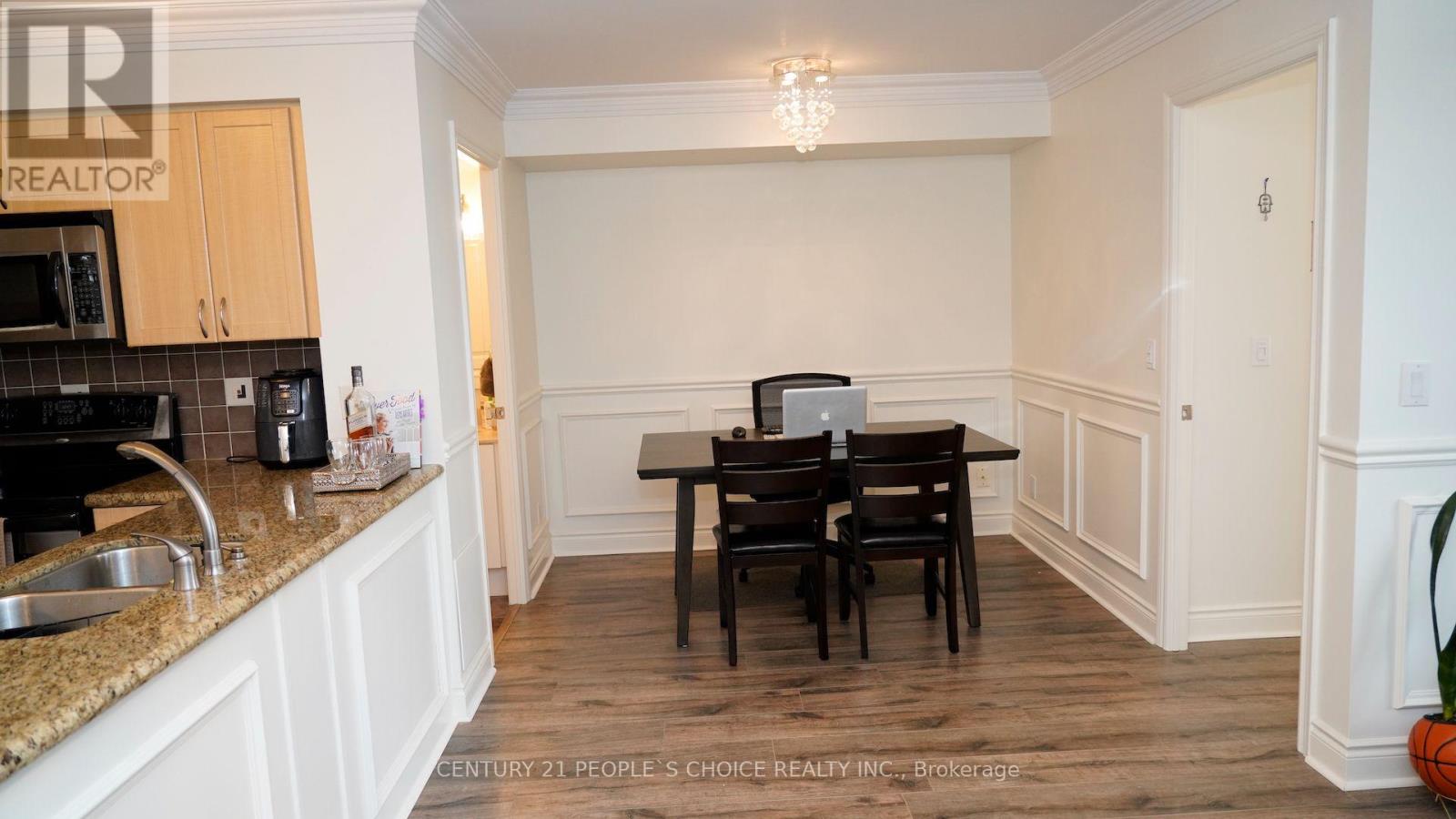 401 - 7 North Park Road, Vaughan (Beverley Glen), Ontario  L4J 0C9 - Photo 5 - N13699688