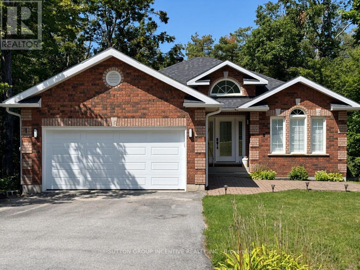 8 ALPINE WAY, Oro-Medonte, Ontario