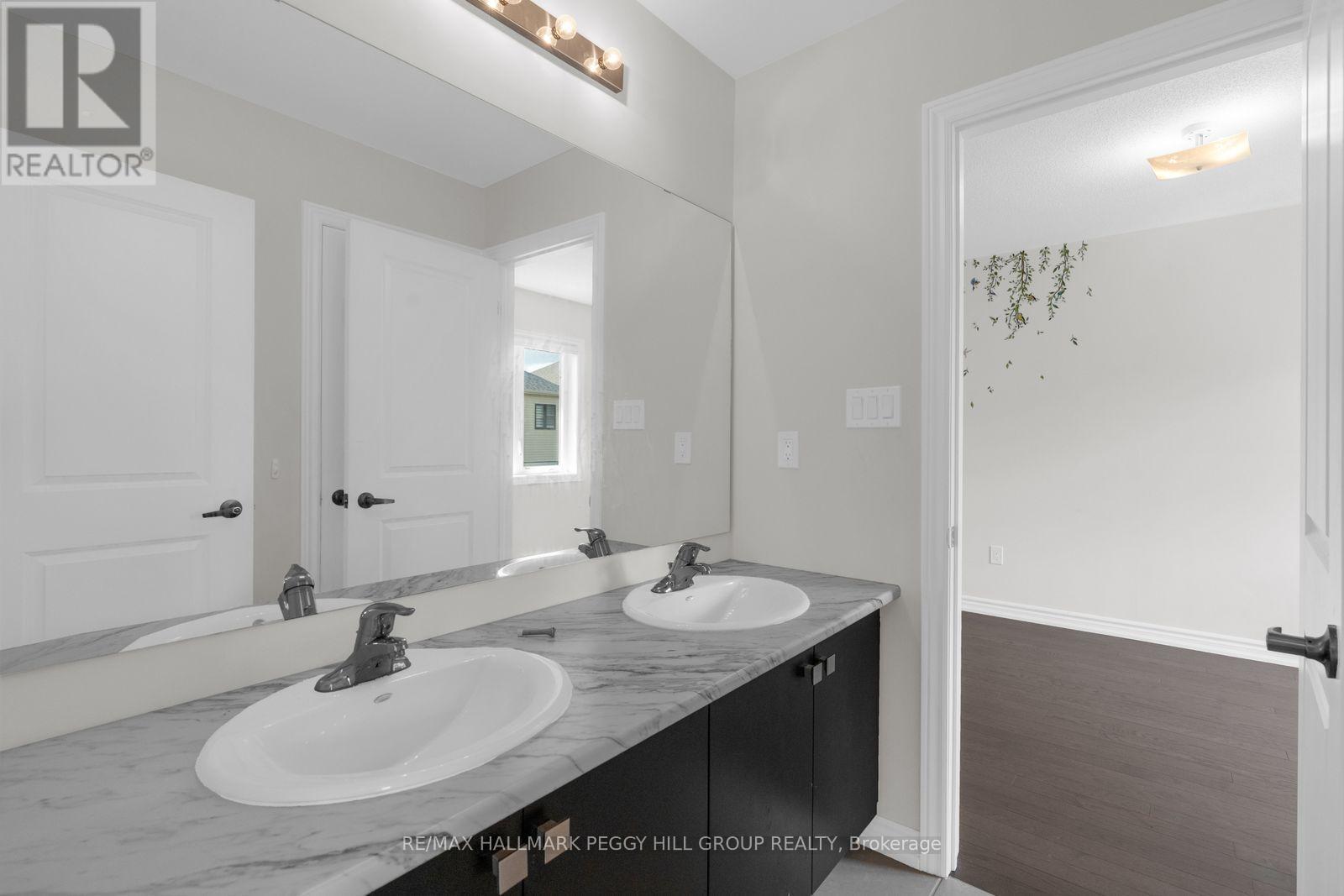 116 Nottingham Road, Barrie, Ontario  L9J 0L4 - Photo 14 - S13699694