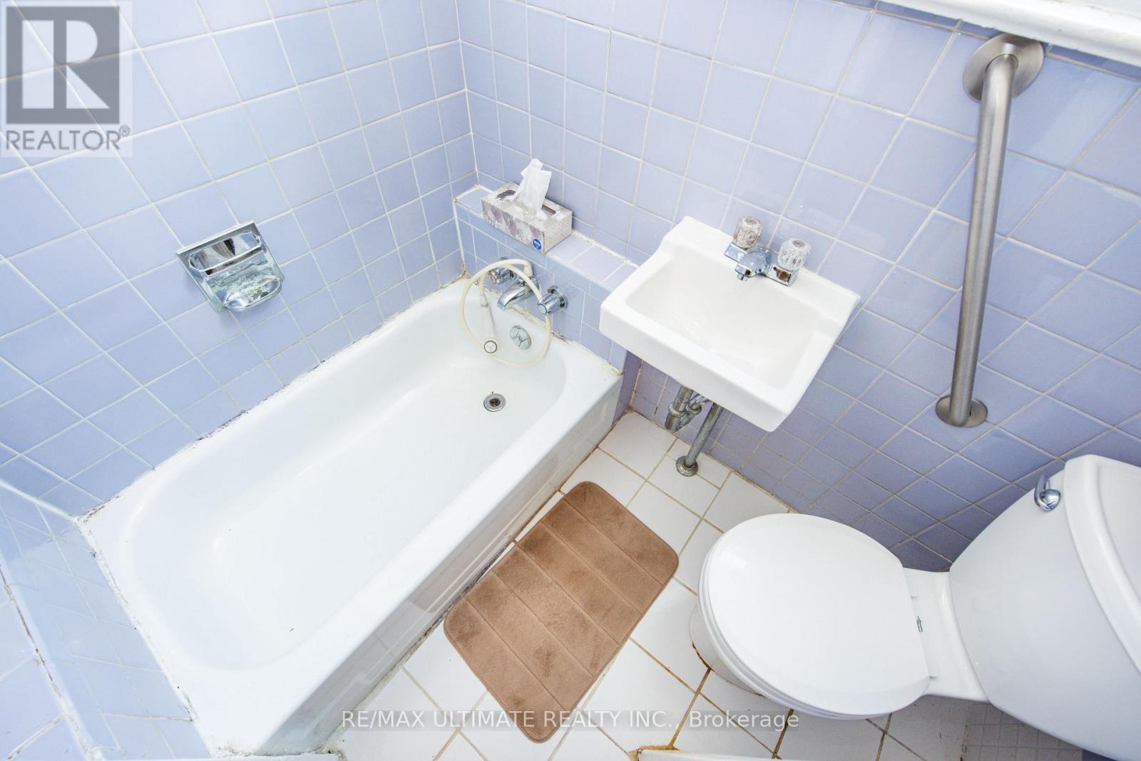 127 Salem Avenue, Toronto, Ontario  M6H 3C4 - Photo 26 - W13699394