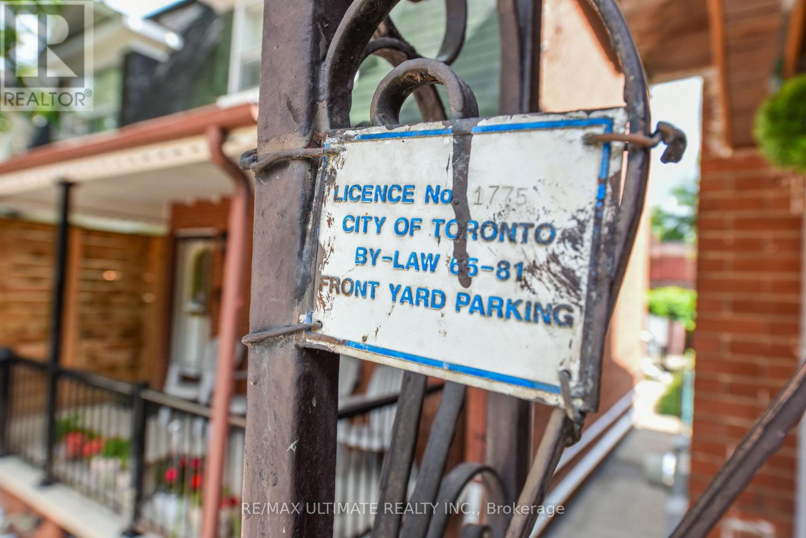 127 Salem Avenue, Toronto, Ontario  M6H 3C4 - Photo 4 - W13699394