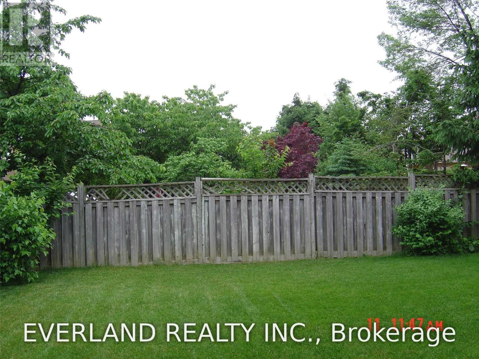 ( Main And Second Floor) - 4101 Loyalist Drive, Mississauga, Ontario  L5L 3Z1 - Photo 13 - W13699404