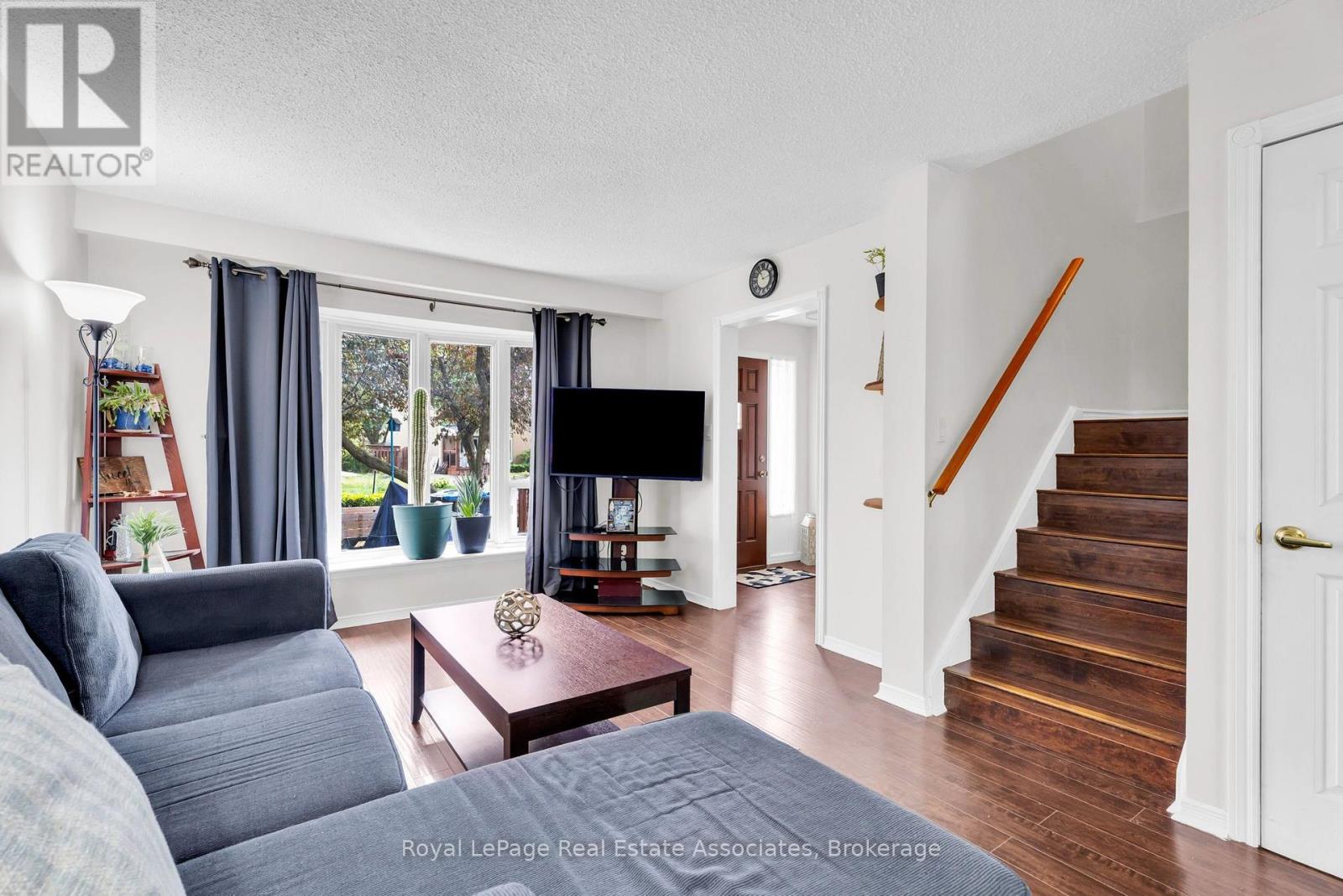 81 Glenmore Crescent, Brampton, Ontario  L6S 1H9 - Photo 8 - W13699422
