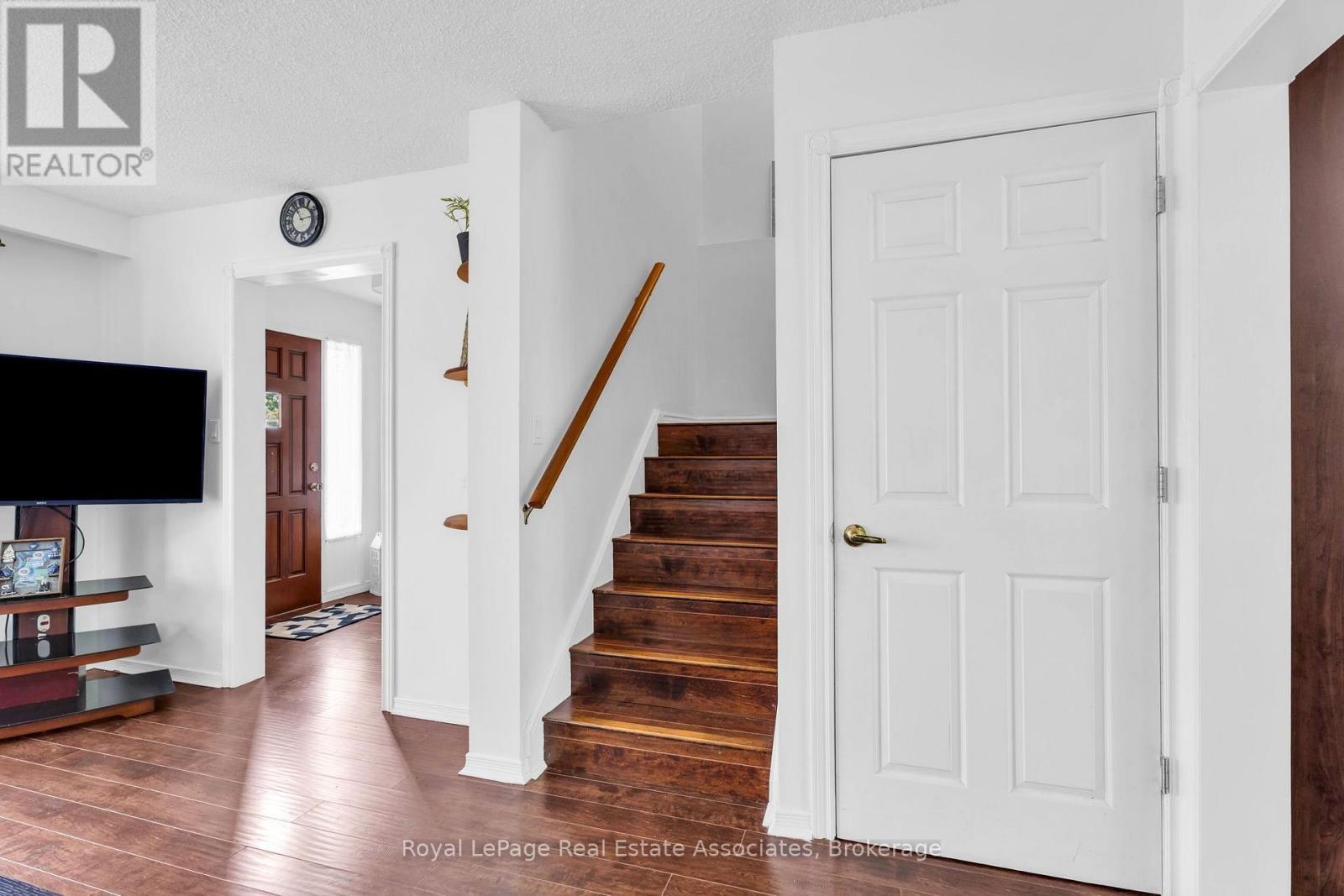 81 Glenmore Crescent, Brampton, Ontario  L6S 1H9 - Photo 9 - W13699422
