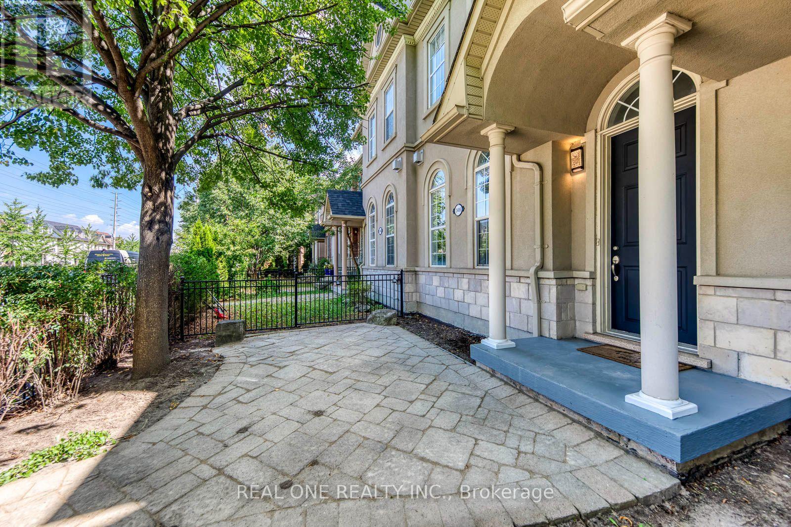 3486 Eglinton Avenue W, Mississauga, Ontario  L5M 7P4 - Photo 3 - W13699426