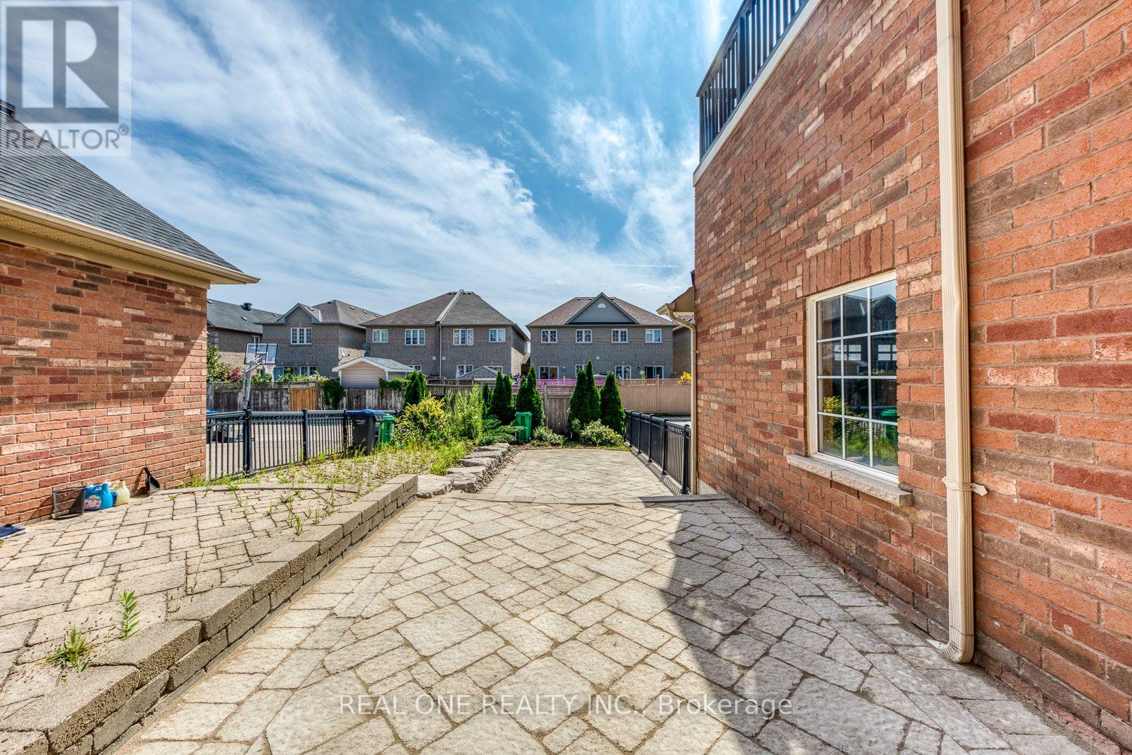 3486 Eglinton Avenue W, Mississauga, Ontario  L5M 7P4 - Photo 48 - W13699426