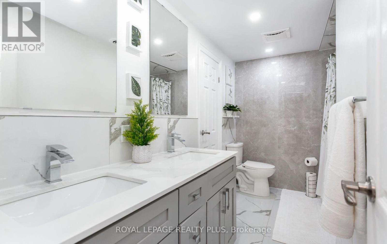 26 - 2380 Bromsgrove Road, Mississauga, Ontario  L5J 4E6 - Photo 22 - W13699492