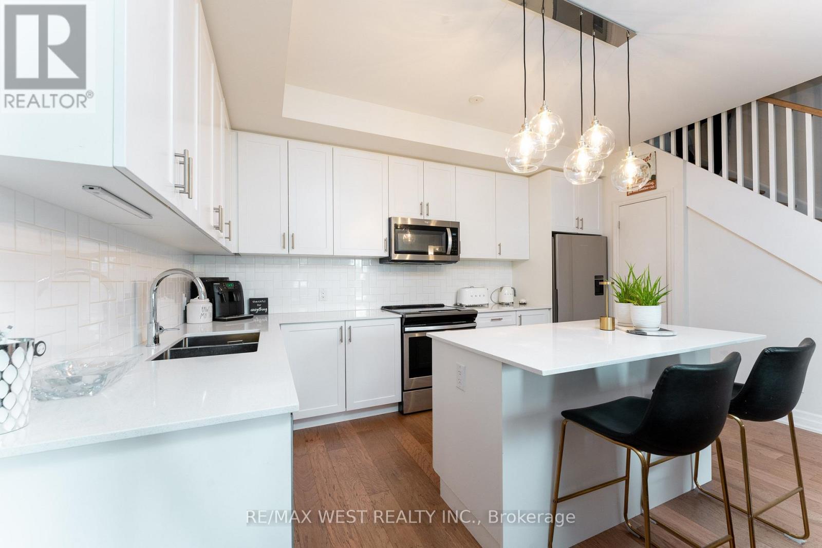 105 - 1180 Cawthra Road, Mississauga, Ontario  L5G 0A5 - Photo 14 - W13699578