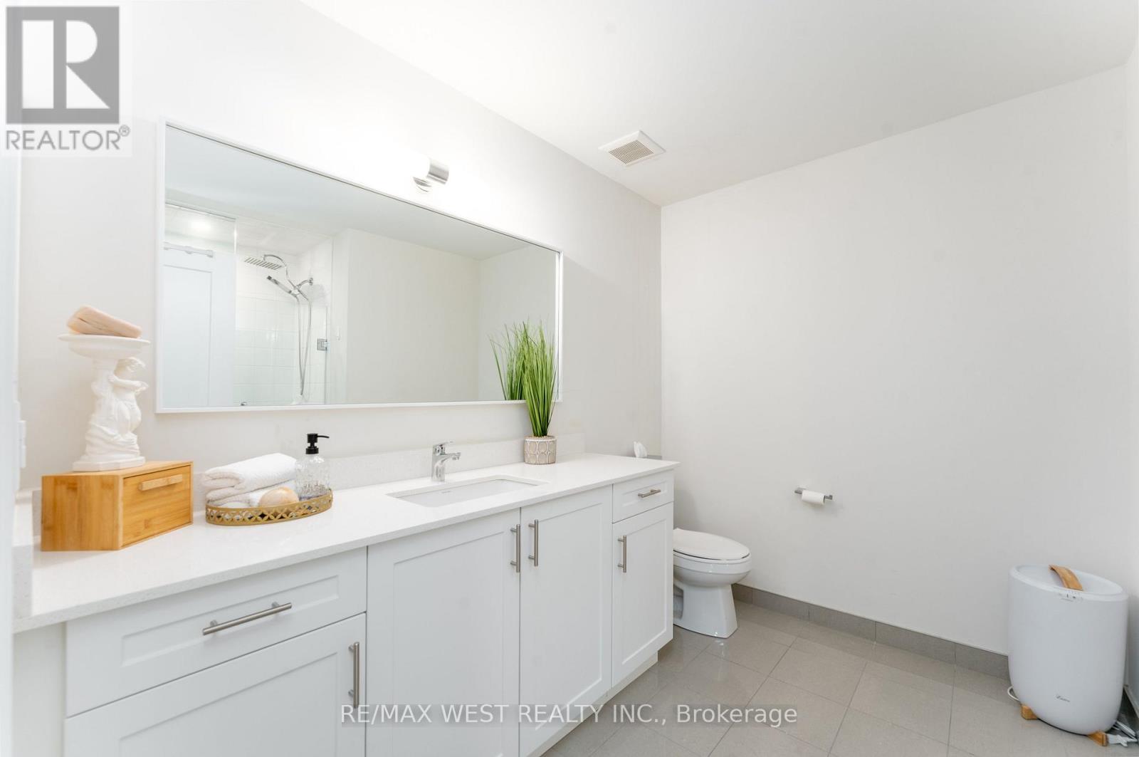 105 - 1180 Cawthra Road, Mississauga, Ontario  L5G 0A5 - Photo 23 - W13699578