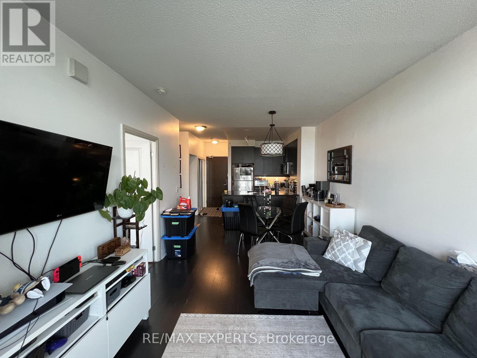 215 - 1185 The Queensway, Toronto, Ontario M8Z 0C6 - Photo 11 - W13699584