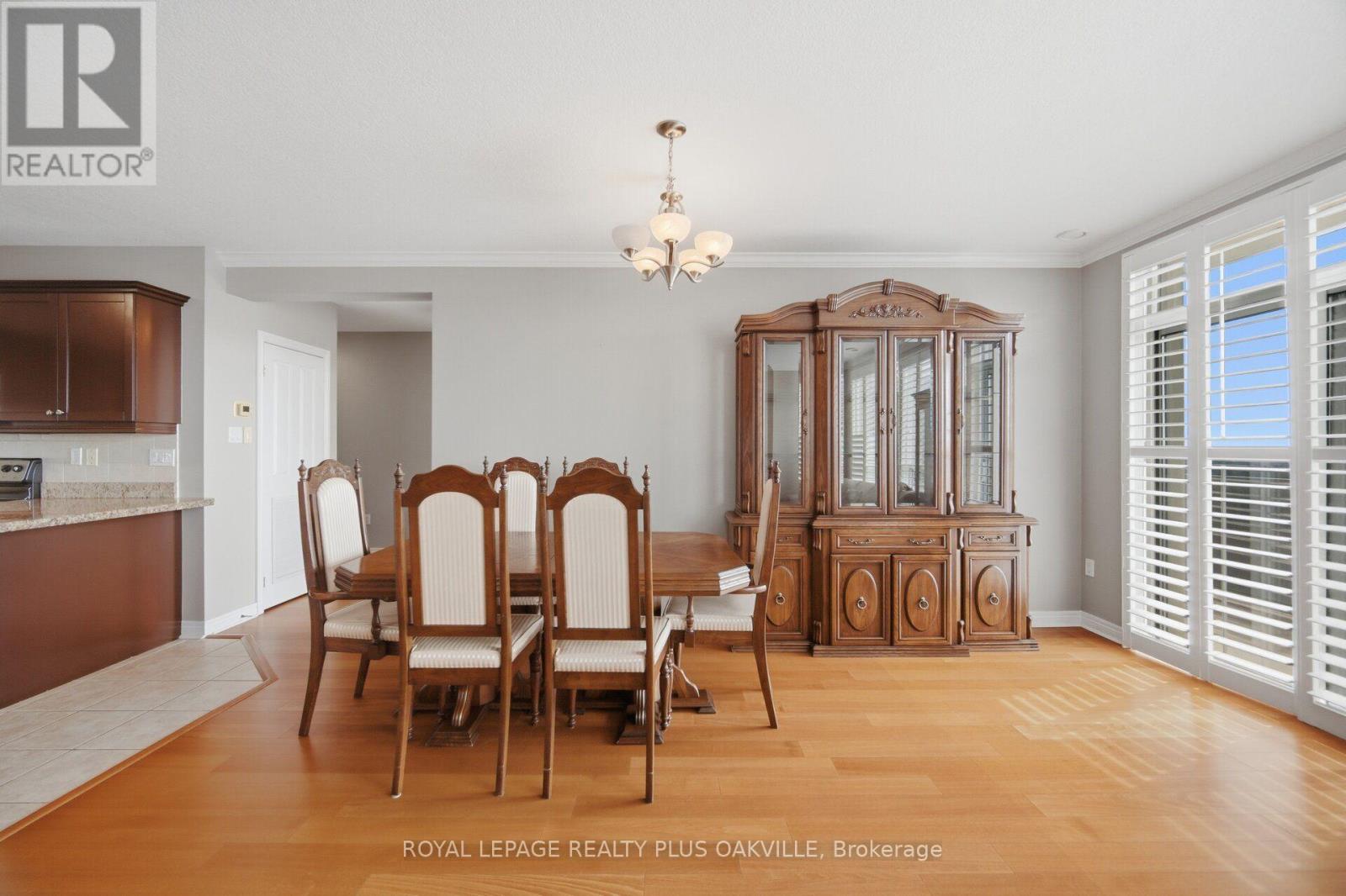 601 - 1998 Ironstone Drive, Burlington, Ontario  L7L 7P7 - Photo 12 - W13699616