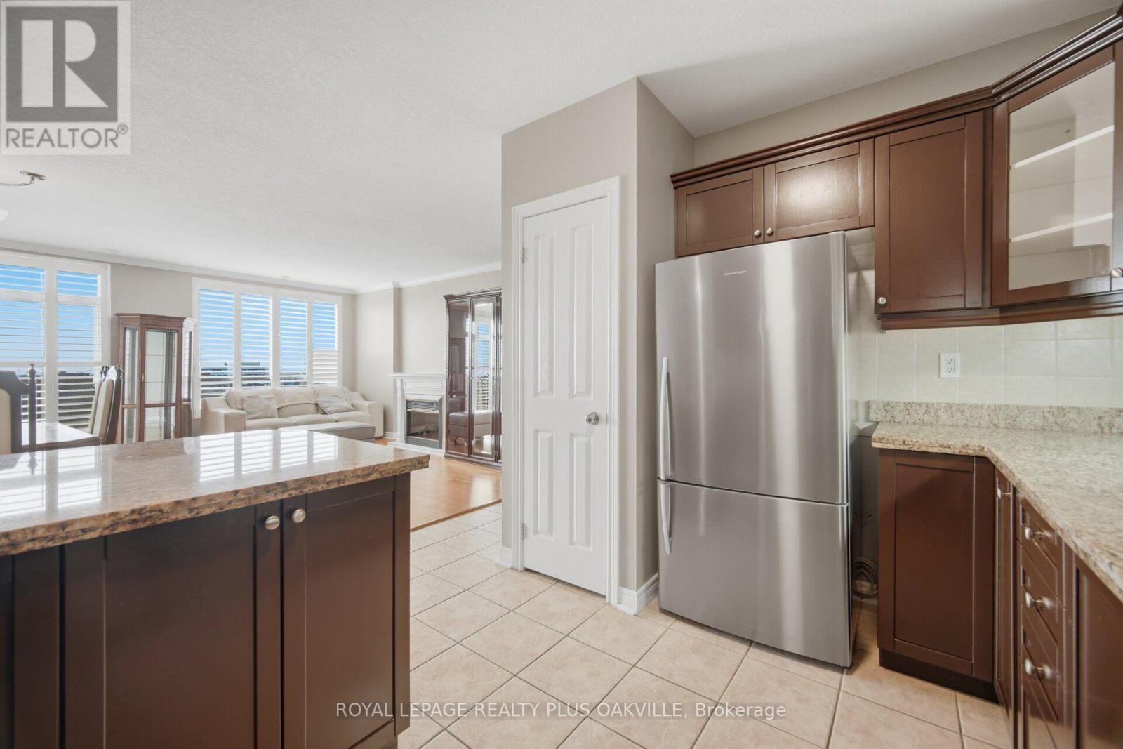 601 - 1998 Ironstone Drive, Burlington, Ontario  L7L 7P7 - Photo 17 - W13699616