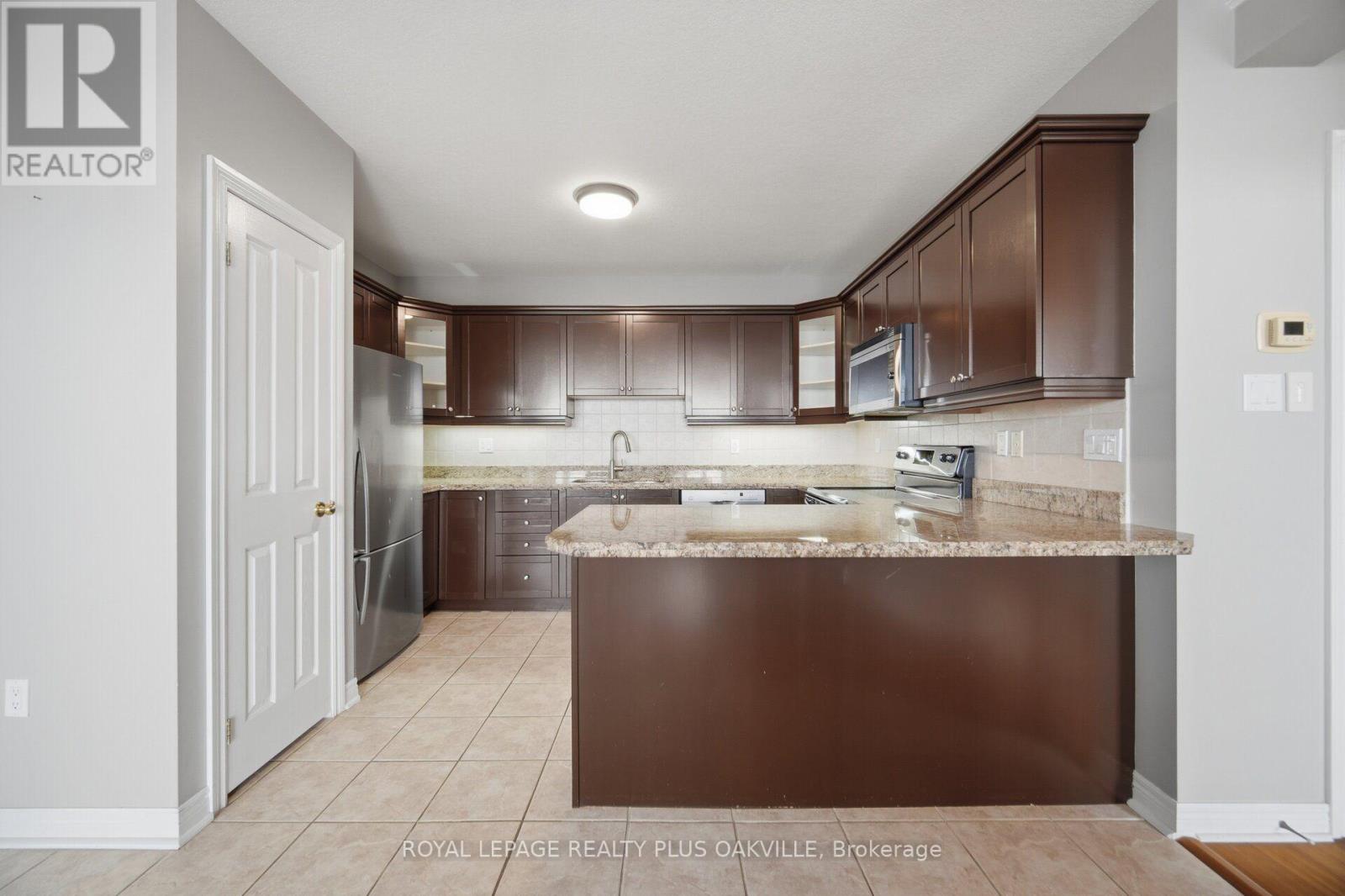 601 - 1998 Ironstone Drive, Burlington, Ontario  L7L 7P7 - Photo 19 - W13699616