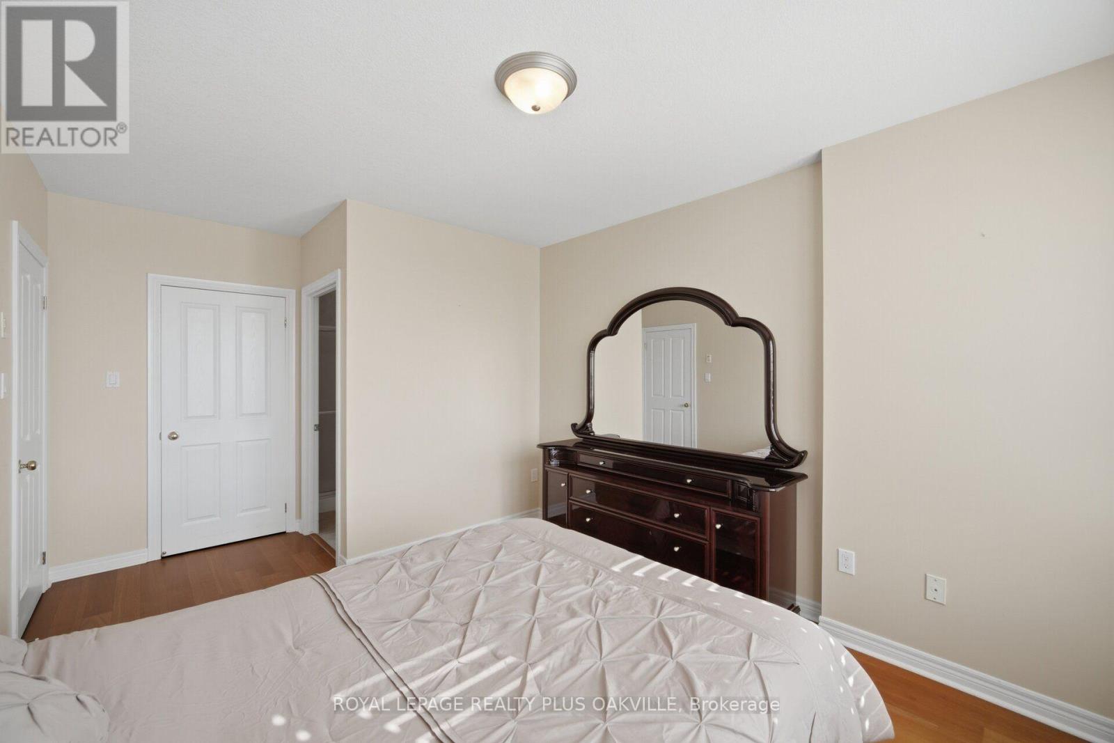 601 - 1998 Ironstone Drive, Burlington, Ontario  L7L 7P7 - Photo 25 - W13699616