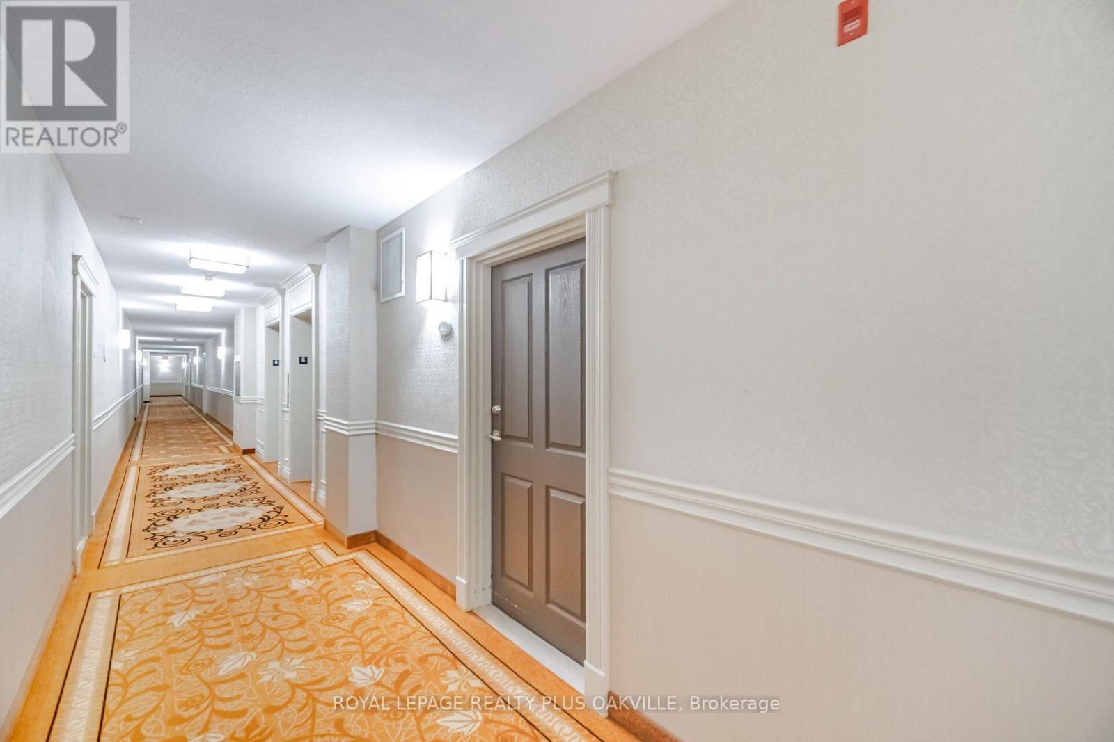601 - 1998 Ironstone Drive, Burlington, Ontario  L7L 7P7 - Photo 40 - W13699616