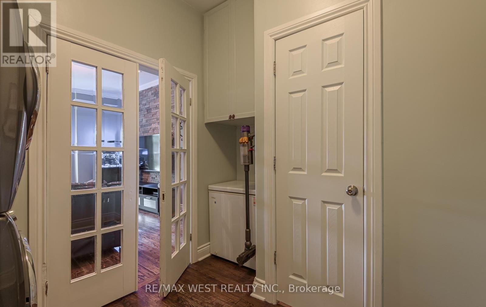 37 Main Street N, Halton Hills, Ontario  L7J 1V5 - Photo 22 - W13699644