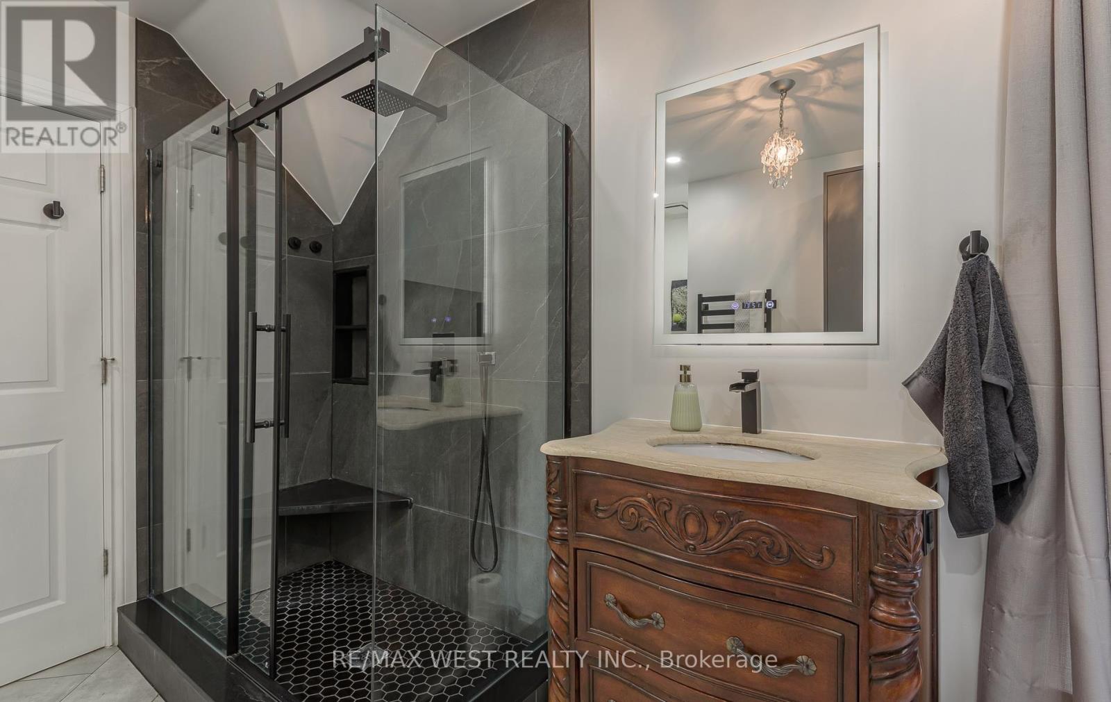 37 Main Street N, Halton Hills, Ontario  L7J 1V5 - Photo 31 - W13699644